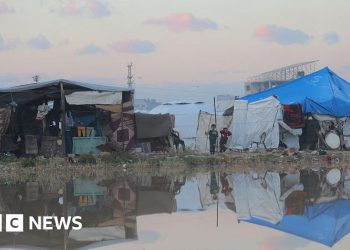 Las fuertes lluvias agravan las terribles condiciones de los desplazados de Gaza, advierte la ONU