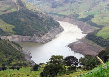 ¿Habrá apagones en Ecuador? Inés Manzano responde este 16 de diciembre de 2025