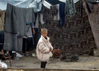 Israel mata a dos palestinos en la ciudad de Gaza mientras aumentan las violaciones del alto el fuego | Noticias de Gaza