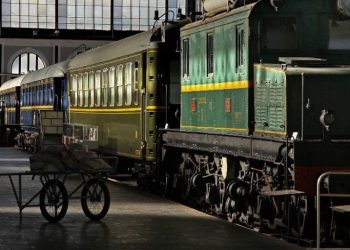 Pedro García Cuartango: Estación de Delicias: sueños de trenes