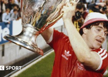 Obituario de John Robertson: El gran Nottingham Forest fue 'el Picasso del fútbol'