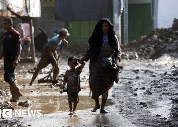 El número de muertos por las inundaciones en Indonesia supera los 600