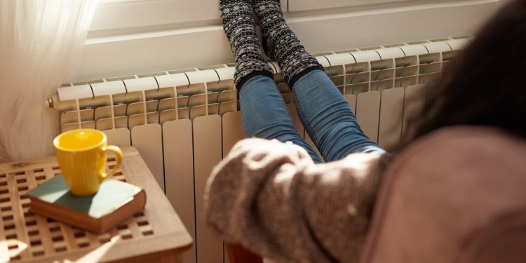 Cinco patologías que se 'esconden' bajo el síntoma de los pies fríos