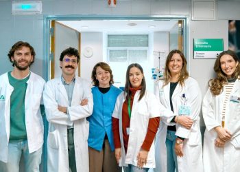 Dos pacientes de la Virgen del Rocío de Sevilla, primeros a nivel mundial en probar un fármaco para una rara patología