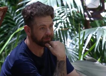Soy una celebridad 2025 en vivo: vista previa de Jack asumiendo el juicio de esta noche antes de que otra celebridad abandone la jungla