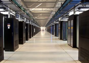 Grupos ambientalistas piden detener la construcción de nuevos centros de datos