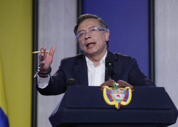 Gustavo Petro propone gobierno de transición en Venezuela ante posible ofensiva de EE.UU.