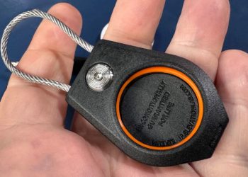 Su AirTag no está realmente listo para viajar a menos que tenga este accesorio: he aquí por qué lo garantizo