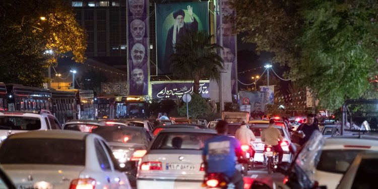 Narges Mohammadi: Irán todavía está en guerra… con su propio pueblo