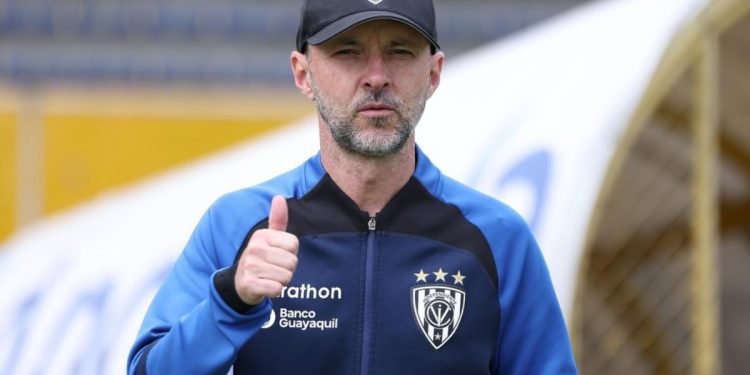 Javier Rabanal armó una despedida emotiva con los miembros menos visibles de Independiente del Valle