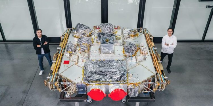 Los inversores dedican 250 millones de dólares a una startup que diseña satélites «Giga»