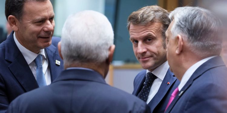 La lucha para conseguir un acuerdo de préstamo para Ucrania continúa mientras los líderes encargan a sus ayudantes que rompan el estancamiento – POLITICO