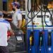 La venta de combustible cayó fuerte en noviembre por las subas de los precios