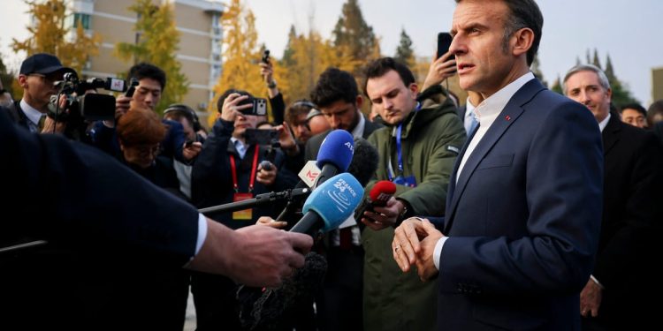 Macron insta a la «unidad» entre Estados Unidos y Europa cuando se le pregunta sobre un supuesto comentario de traición – POLITICO