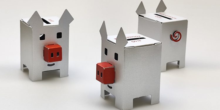 La hucha de papel metálico anima a los jóvenes a ahorrar dinero