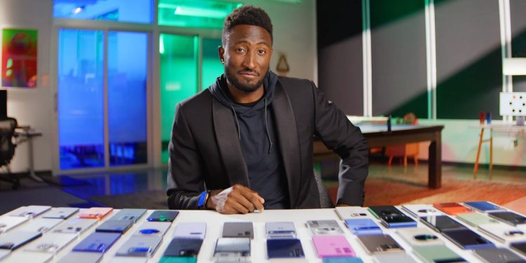 iPhone 17 es el teléfono del año de MKBHD