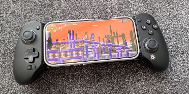 Pruebo dispositivos para ganarme la vida y este controlador móvil es tan bueno que compré uno con mi propio dinero.