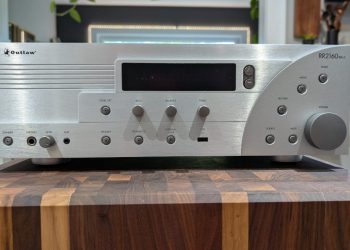 No esperaba que un amplificador retro sonara tan preciso en todos los géneros, pero este lo logra.