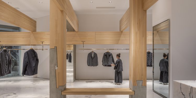 Pilar del Zen – Tienda DANNONG / Estudio LUO