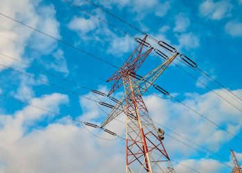 El Gobierno pone fecha al plan que protegerá a España de futuros apagones