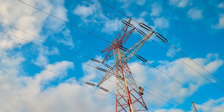 El Gobierno pone fecha al plan que protegerá a España de futuros apagones