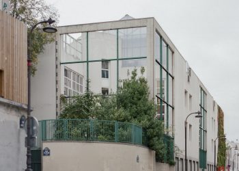 Una granja educativa en el tejado / rerum arquitectos