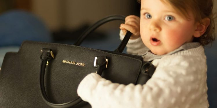 En Navidad, el «síndrome del saco principal de la abuela» puede estar en peligro para los niños