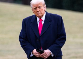 Trump está construyendo una 'fuerza tecnológica estadounidense' de más de 1.000 trabajadores que inician su carrera