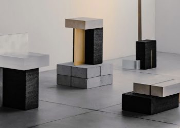 El asfalto une bloques de metal y piedra en la colección de muebles de So Koizumi.