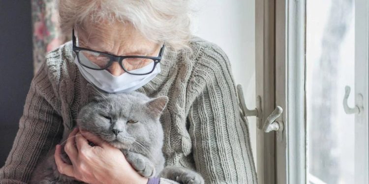 El teléfono contra la soledad no deseado atiende más de 500 llamadas en estos seis meses en Andalucía