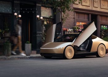 Robotaxis en la naturaleza: el cibertaxi de Tesla atraviesa el tráfico de Austin