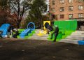 La conga urbana revitaliza el espacio de juego común en el Bronx, Nueva York.