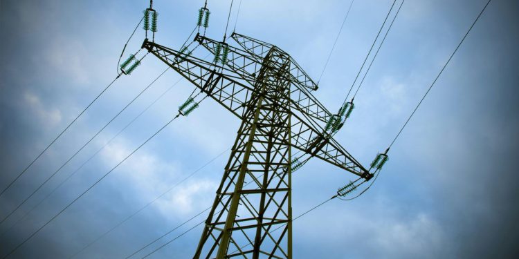 Estas «inversiones» en ahorro de energía te va a suponer un gasto mayor: no cometas estos errores