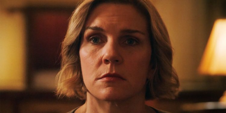 En el episodio 6 de Pluribus, Carol, mortificada, hace dos grandes descubrimientos sobre Los Otros y finalmente muestra el equipo que estábamos esperando.