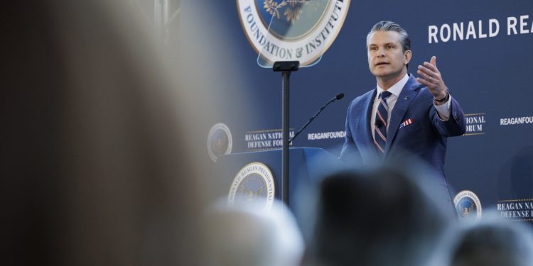 El Departamento de Defensa está revisando el video del ataque a un barco para su posible publicación, dice Hegseth: NPR