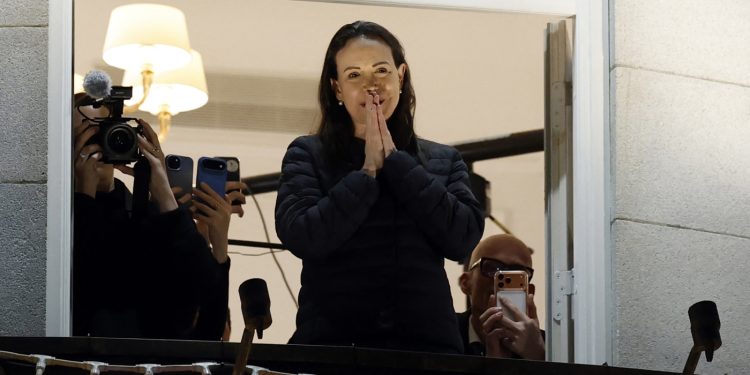 La atrevida operación que sacó a Machado de Venezuela : NPR