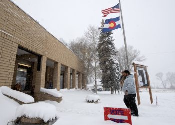 El Departamento de Justicia de Trump ha demandado a 18 estados para intentar acceder a datos de votantes: NPR