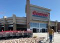 Costco demanda a la administración Trump por aranceles: NPR