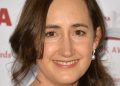 Sophie Kinsella, autora de la serie de libros 'Shopaholic', falleció: NPR