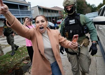 Los registros detallan el monitoreo en línea del gobierno en la represión de la inmigración en Nueva Orleans