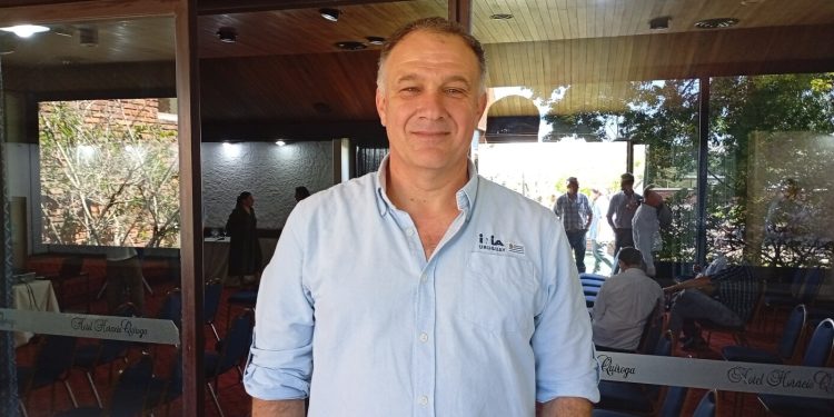 Oscar Blumetto: “Cuesta romper ese círculo vicioso de que lo que me da ganancia es tener más animales” – Rurales