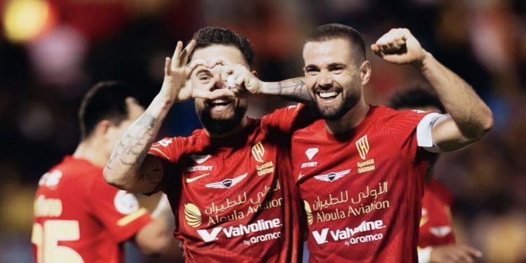 Nahitan Nández cerró el año con un golazo y su equipo crece en la tabla; Darwin Núñez brindó una asistencia