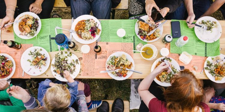 Por qué engordamos en las fiestas y cómo detener el aumento de peso