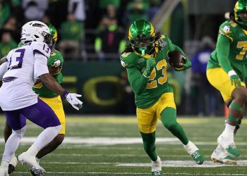 Puntuación de James Madison vs. Oregon, actualizaciones en vivo: el segundo TD de Malik Benson vuelve a poner a los Ducks arriba 28