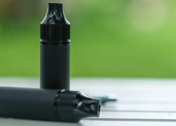 Ladrones golpean el camión de cigarrillos electrónicos y roban cigarrillos electrónicos por valor de 1 millón de dólares