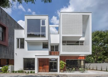 Casa de Ladrillo Blanco / Oficina PLAN Architects