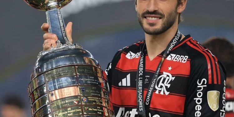 River, a punto de sumar a su tercera cara nueva desde el campeón de la Libertadores :: Olé