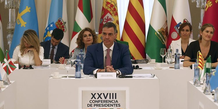 Aplazada 'sine die' la Conferencia de Presidentes con la excusa del ciclo electoral