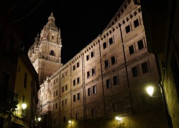 Se desprenden 15 metros de la muralla de Salamanca.