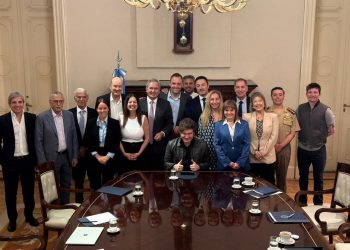 Oficializaron el decreto con un aumento salarial para ministros y altos funcionarios, que no aplica para Milei y Villarruel